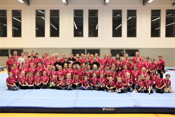 1 Sylvia Ehlers Gemeinsam mit den deutschen Startern beim Turnier der Meister